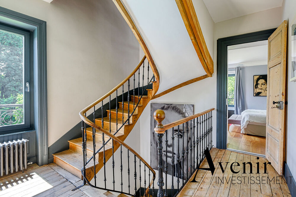 Vente Maison Maison Collonges Au Mont D Or 8 pièces 236,99 m² 1556 m²  de terrain Collonges au mont d or