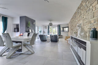  Maison � vendre 8 pi�ces 226 m�