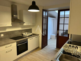  Maison  louer 8 pices 16 m