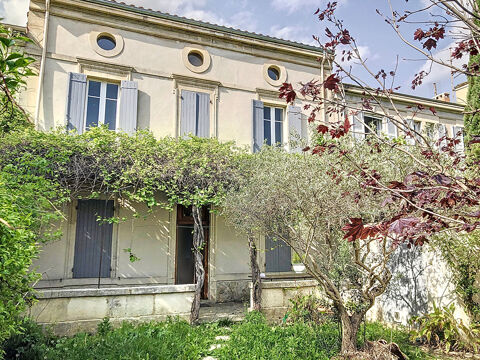 Maison Avignon 5 pièces 168 m2 avec Jardin et parking 1500 Avignon (84000)