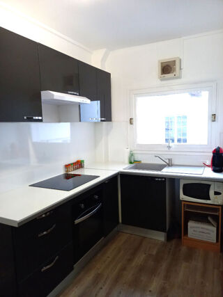  Appartement à louer 4 pièces 82 m²