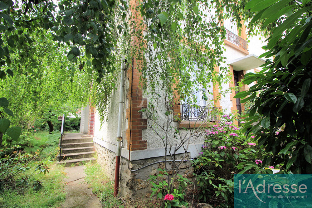 Vente Maison Maison familiale avec sous-sol total à Savigny-sur-Orge. Savigny sur orge