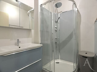  Appartement à louer 1 pièce 32 m²