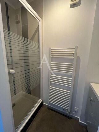  Appartement à louer 1 pièce 26 m²