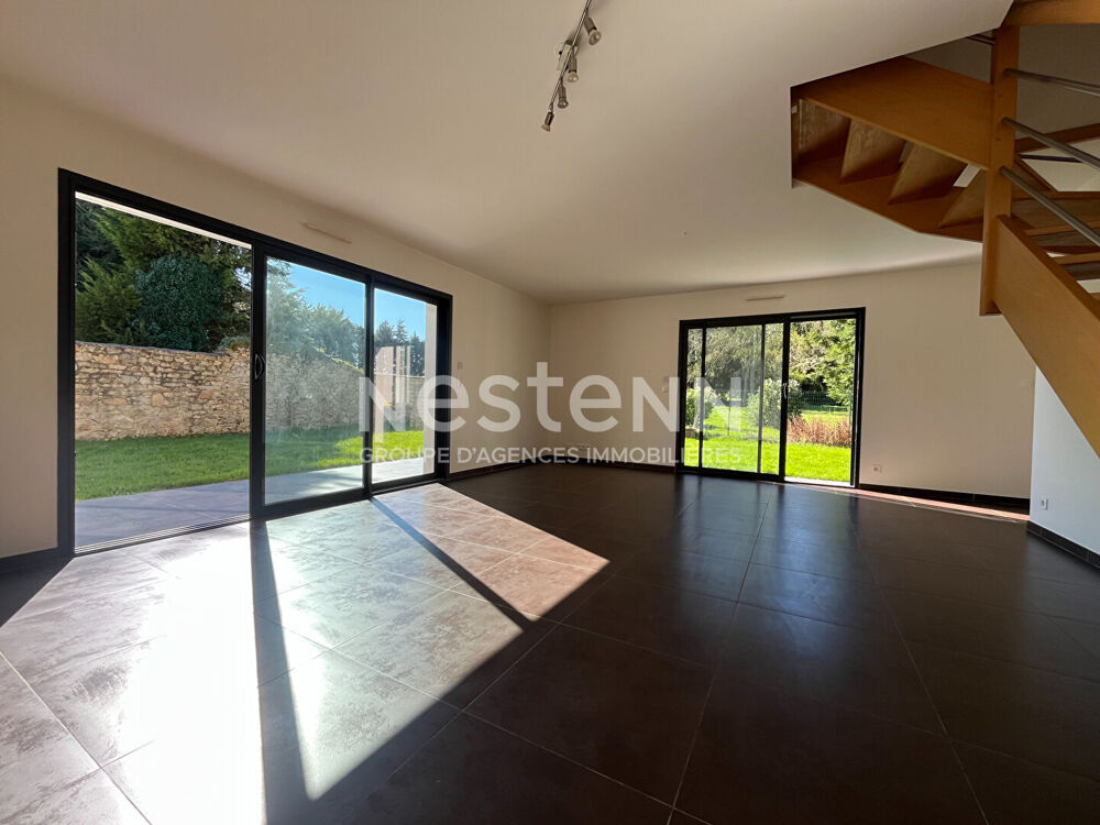Vente Maison Maison récente à vendre à Vannes Ténénio 4 chambres, vie de plain pied garage bel environnement Vannes