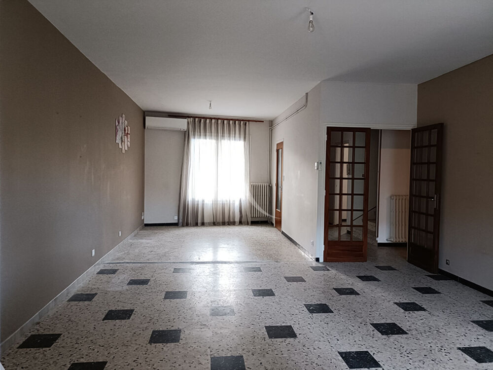 Location Maison VILLA 6 pi�ces - 131,60 m� - LE BOUSQUET D'ORB - 870  CC Le bousquet d orb