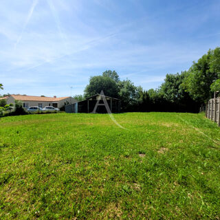  Terrain  vendre 736 m Le champ saint pere