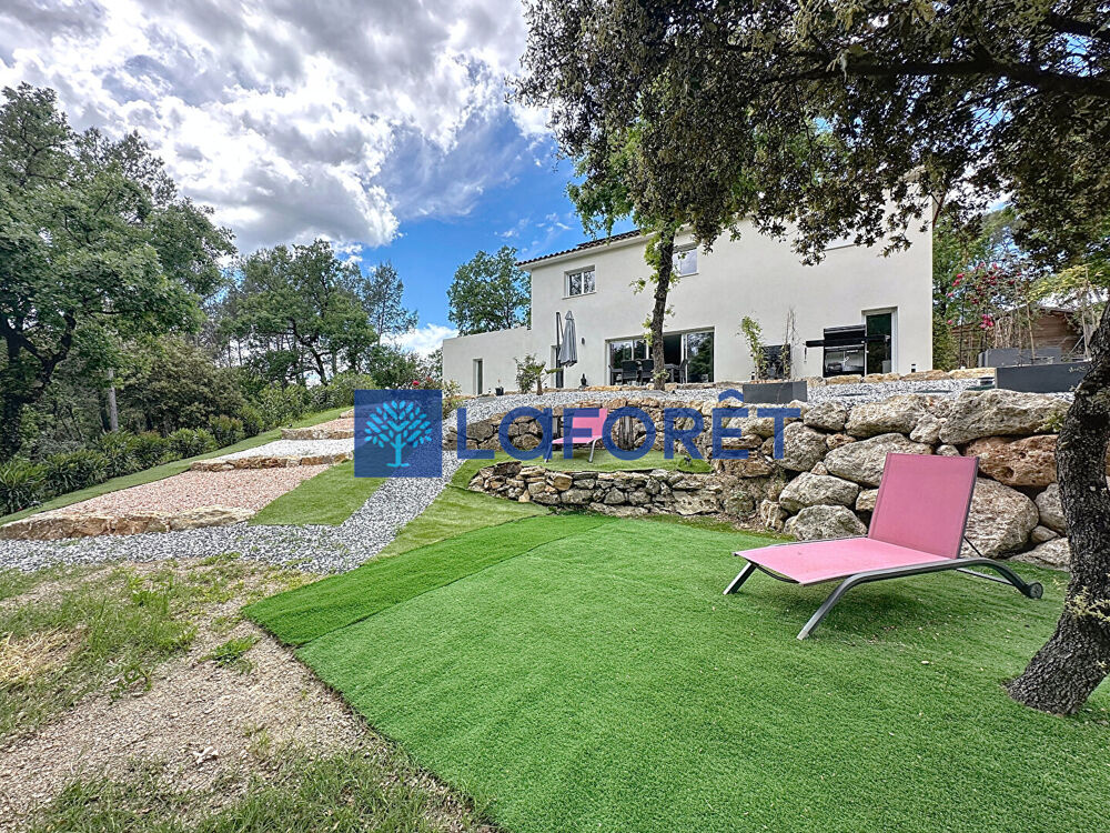 Maison d'exception à vendre à Draguignan - 7 pièces, 6 chambres, 2500 m² de terrain
