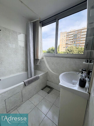  Appartement  vendre 4 pices 68 m