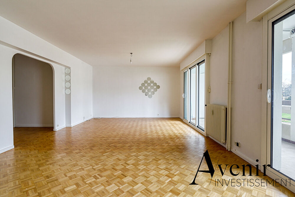 Appartement T2 Bis centre ville de Tassin 86 m2 dans résidence sécurisée avec parc