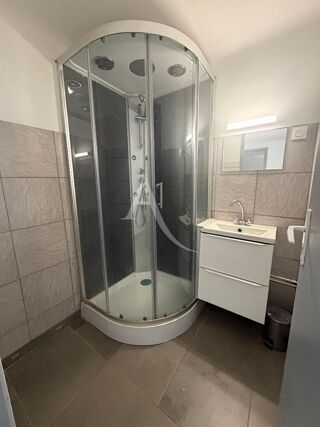  Appartement à louer 1 pièce 1 m²