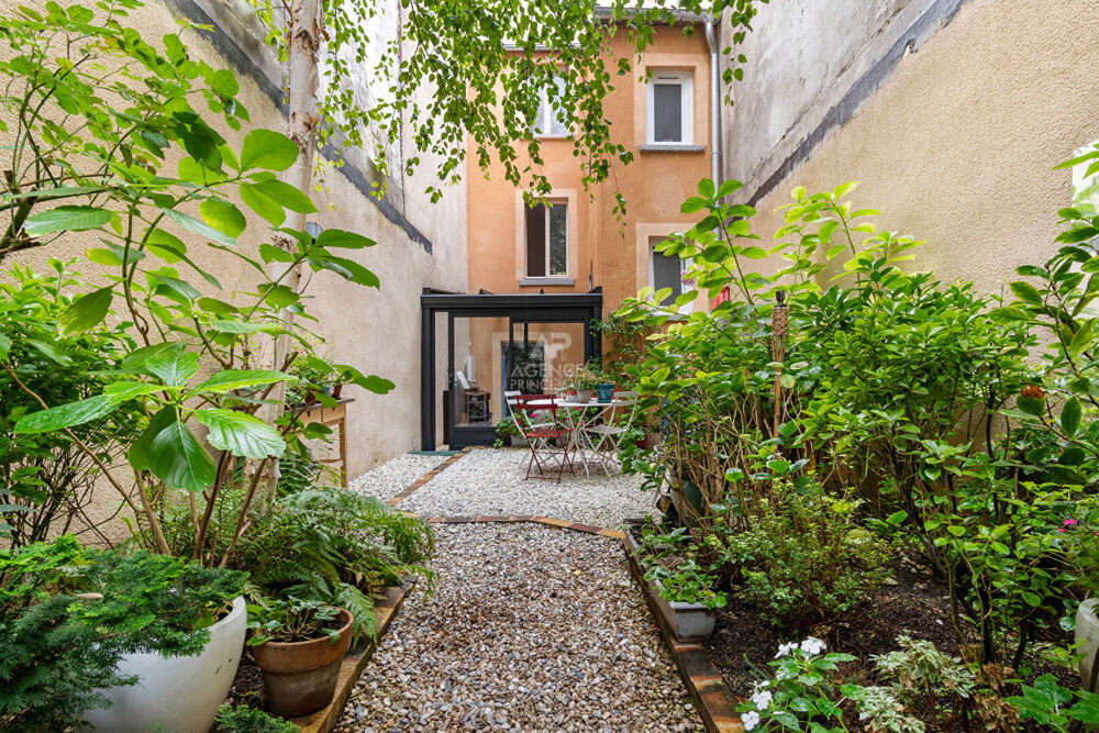 Maison 2 pièces 45 m² · à Saint Germain en Laye · 45 m² · 305 000 €