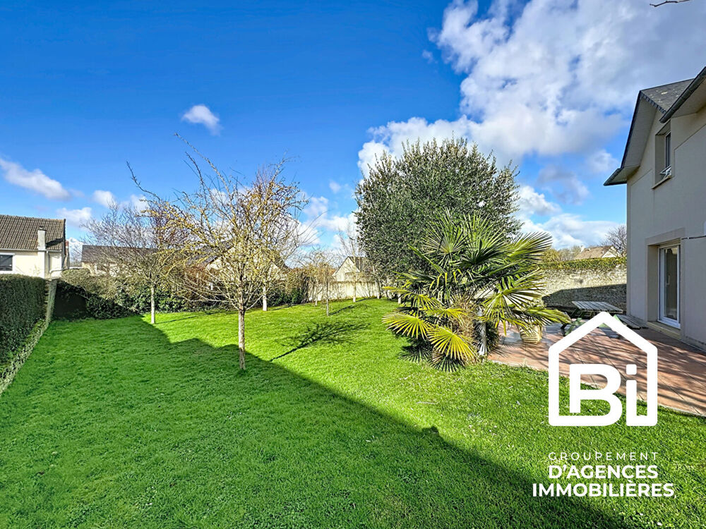 Vente Maison ESCOVILLE -  Maison de 6 pièces avec un terrain de 1 506 m2 et sous-sol Escoville