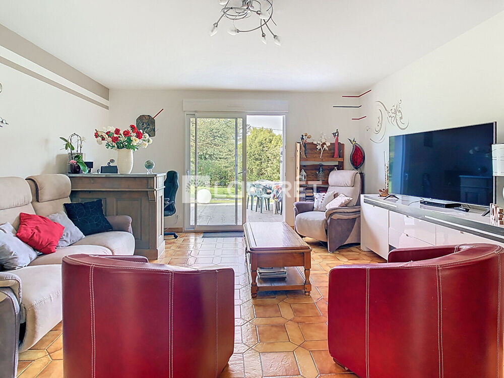 Vente Maison Maison REMINIAC 4 chambres extension sous-sol hangar jardin 4600m² Reminiac