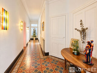  Appartement à vendre 6 pièces 168 m²