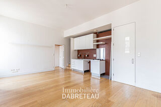  Appartement à louer 3 pièces 64 m²