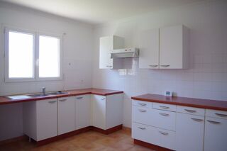  Maison à louer 3 pièces 83 m²
