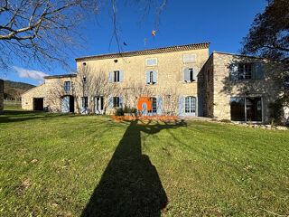  Maison � vendre 7 pi�ces 250 m�