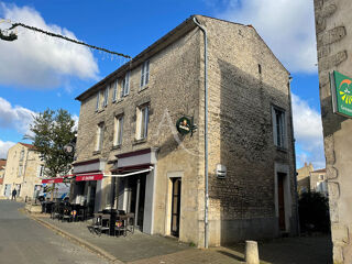 Appartement 3 pièces 55 m² · à Fontenay-le-Comte · 55 m² · 71 850 €