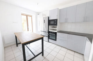  Immeuble à vendre 10 pièces 120 m²