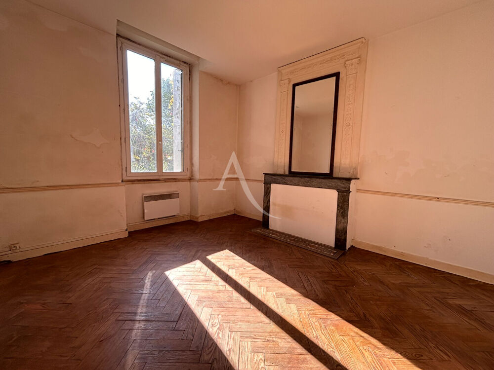 Vente Maison Immeuble Eysines 14 pièce(s) 652.76 m2 Eysines