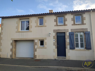  Maison à louer 4 pièces 77 m²