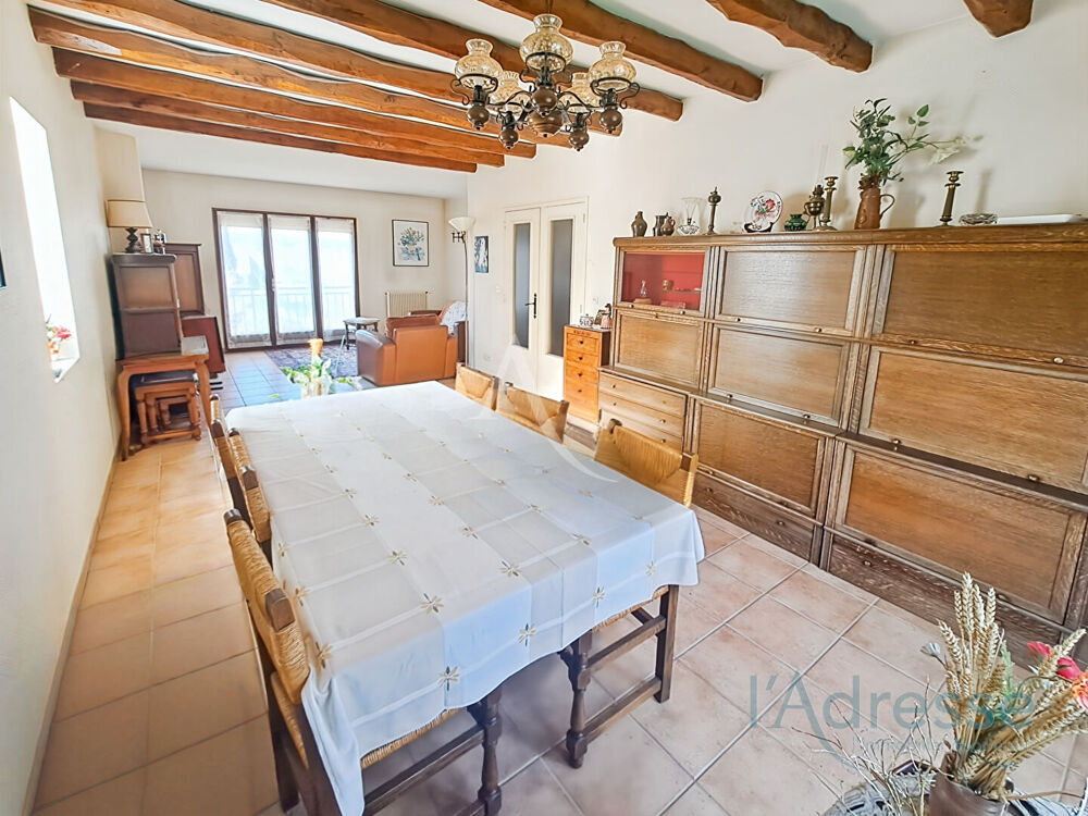 Maison de 8 pièces, 6 chambres, 150 m² La Norville