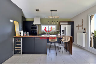 Vente Maison Maison récente -143 m² - 4 chambres - Centre village La tour de salvagny