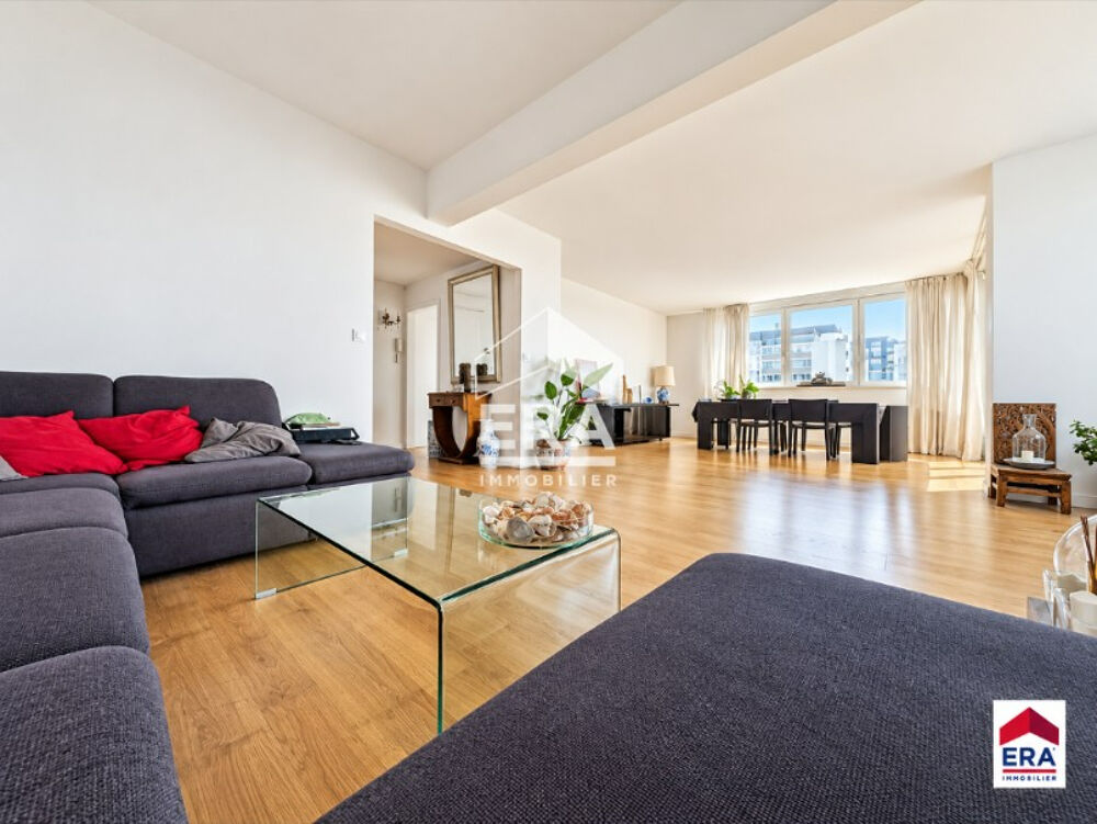 Vente Appartement Appartement - 105 m² - Balcons - Garage fermé - Cave - Roubaix Barbieux Roubaix