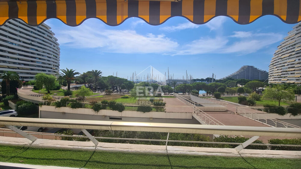 MARINA BAIE DES ANGES - BEL APPARTEMENT 3/4 PIÈCES AVEC TERRASSE ET VUE DÉGAGÉE