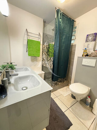  Appartement � vendre 4 pi�ces 79 m�