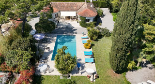  Maison à vendre 8 pièces 266 m²
