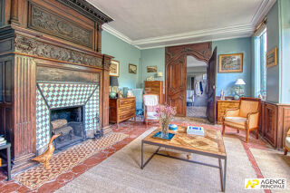Vente Maison Versailles Rive-Droite Maison 7 pièces 196 m² au sol sur parcelle de 388m² avec terrasse, jardin, cave et garage Versailles