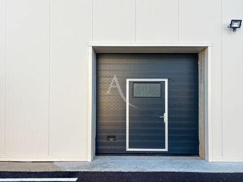 Entrepôt de 50m2 PERIGNY SUR YERRES 650 77170 Brie comte robert