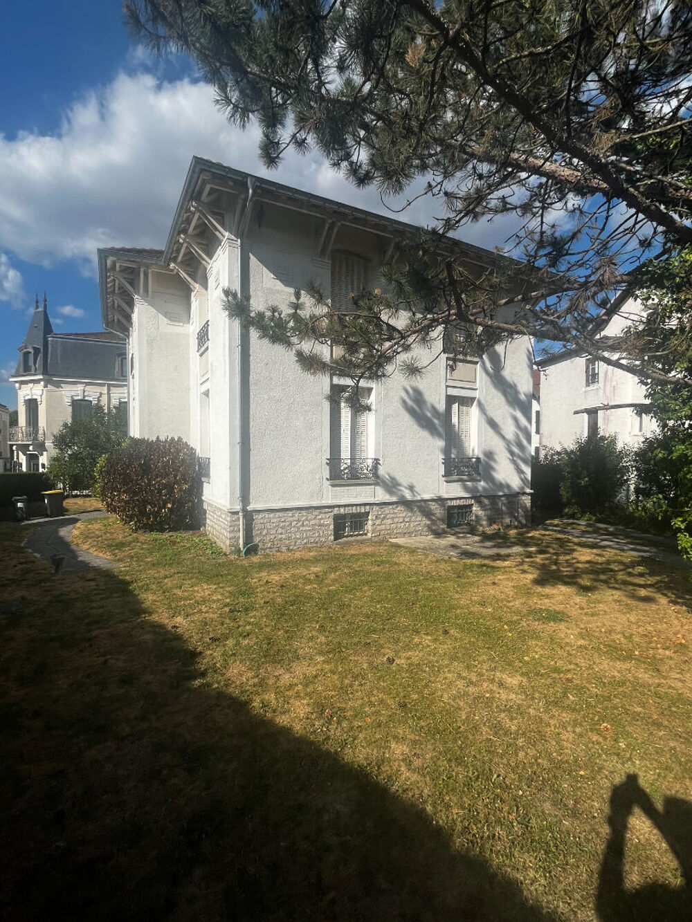 Maison de Maitre à Vittel 8 pièce(s) 155 m2