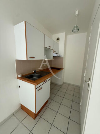  Appartement à louer 2 pièces 45 m²