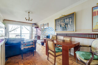 Vente Appartement 3 pièces avec Terrasse et Balcon Paris 20