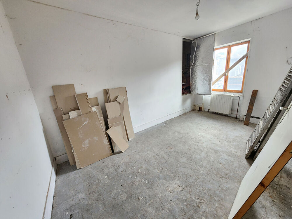 Immeuble Boen Sur Lignon 9 pièce(s) 195 m2
