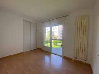  Appartement à louer 3 pièces 69 m²