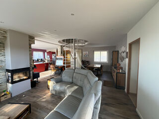  Maison � vendre 8 pi�ces 180 m�