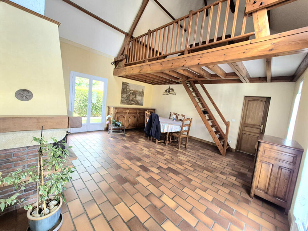 Maison 7 pièces 117 m² · à Penin · 117 m² · 242 000 €