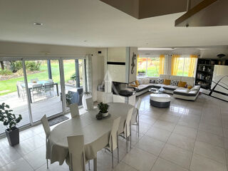  Maison  vendre 6 pices 1 m