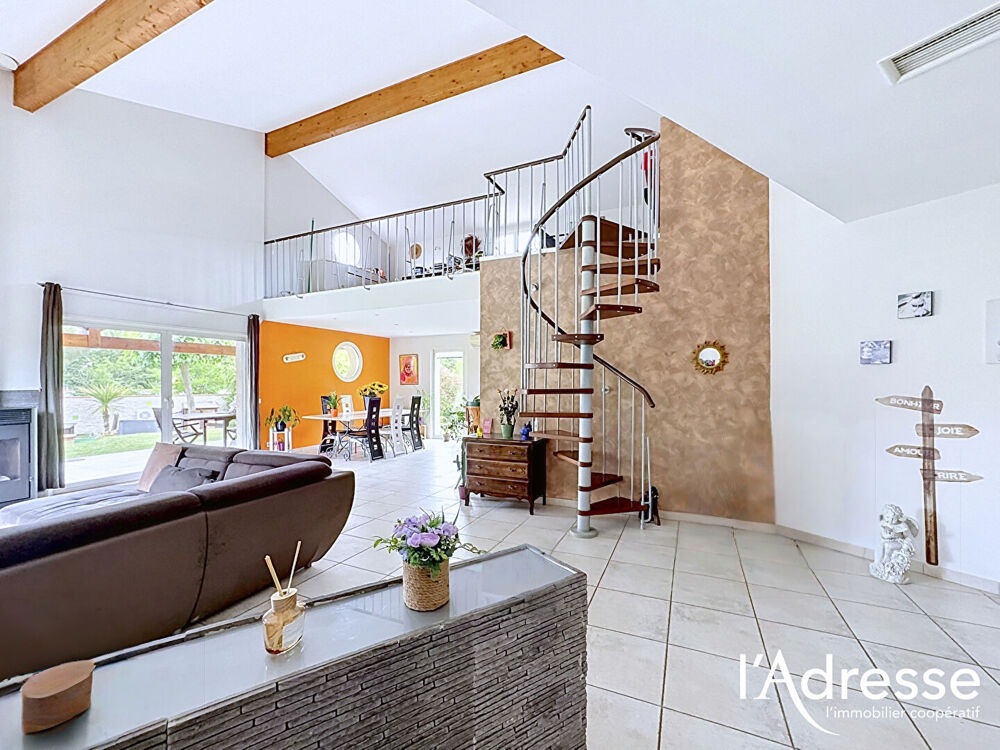 Exclusivité l'Adresse - Mondonville - Maison T6 de 168 m2 sur une parcelle de 847m2.