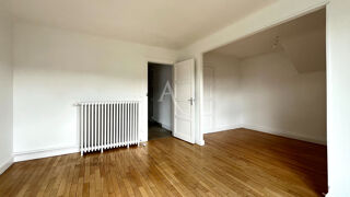  Appartement à louer 4 pièces 80 m²