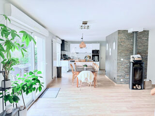  Maison  vendre 6 pices 160 m