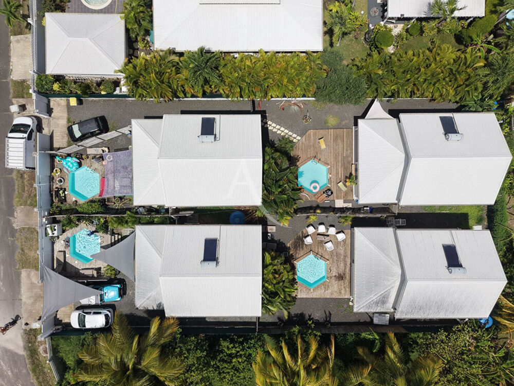 Opportunité Rare : Ensemble de 4 Villas Individuelles avec Piscine