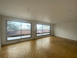  Appartement � louer 4 pi�ces 85 m�