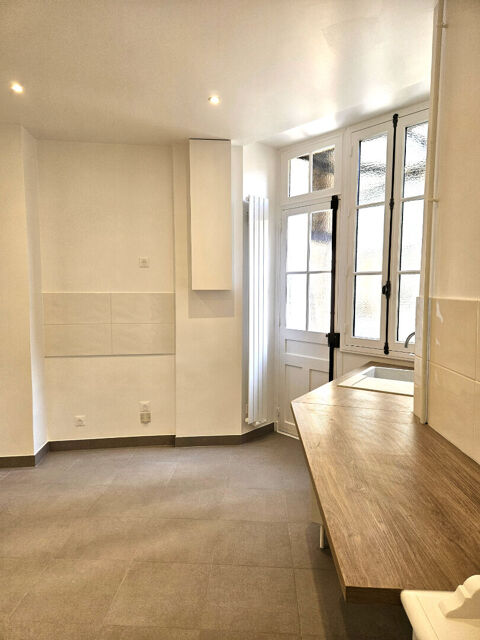  Appartement � louer 5 pi�ces 136 m�