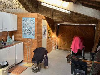  Remise / Grange � vendre 1 pi�ce 156 m� La chaize le vicomte