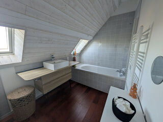  Maison  vendre 13 pices 220 m